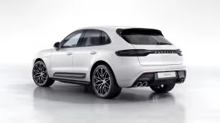 2026 Porsche Macan - Image 17 of 31