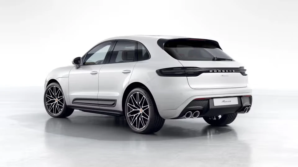 2026 Porsche Macan - Image 19 of 31
