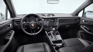 2026 Porsche Macan - Image 25 of 31