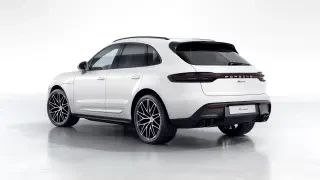 2026 Porsche Macan - Image 21 of 31