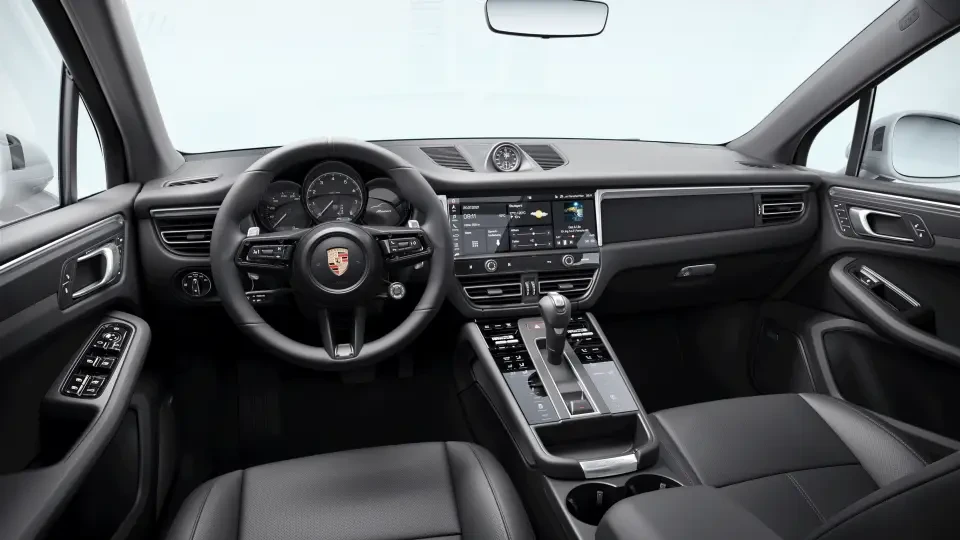2026 Porsche Macan - Image 31 of 31