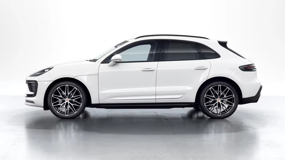 2026 Porsche Macan - Image 11 of 31