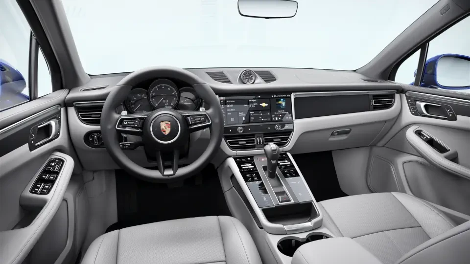 2026 Porsche Macan - Image 31 of 31