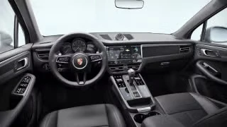 2026 Porsche Macan - Image 25 of 31