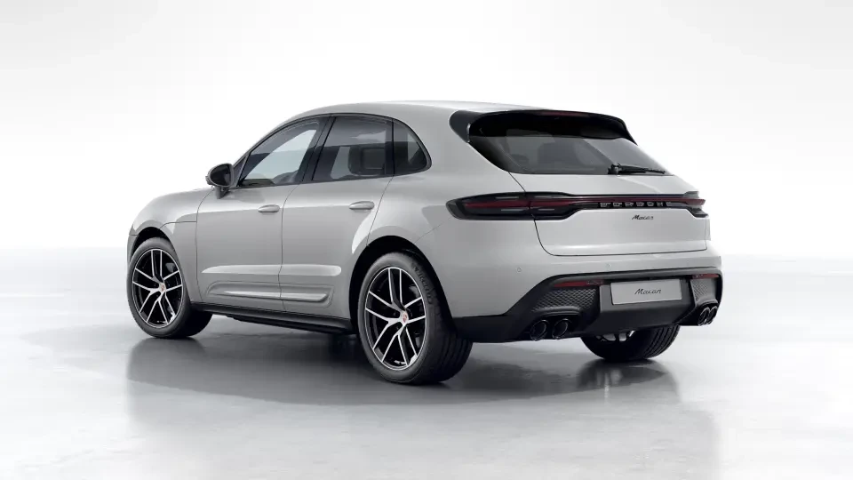 2026 Porsche Macan - Image 23 of 31