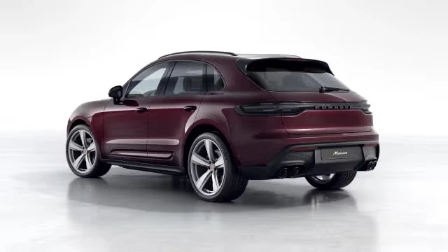 2026 Porsche Macan - Image 18 of 31