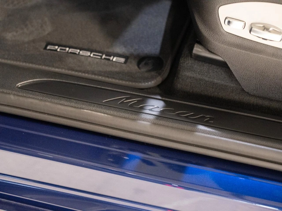 2026 Porsche Macan Electric - Image 12 of 28