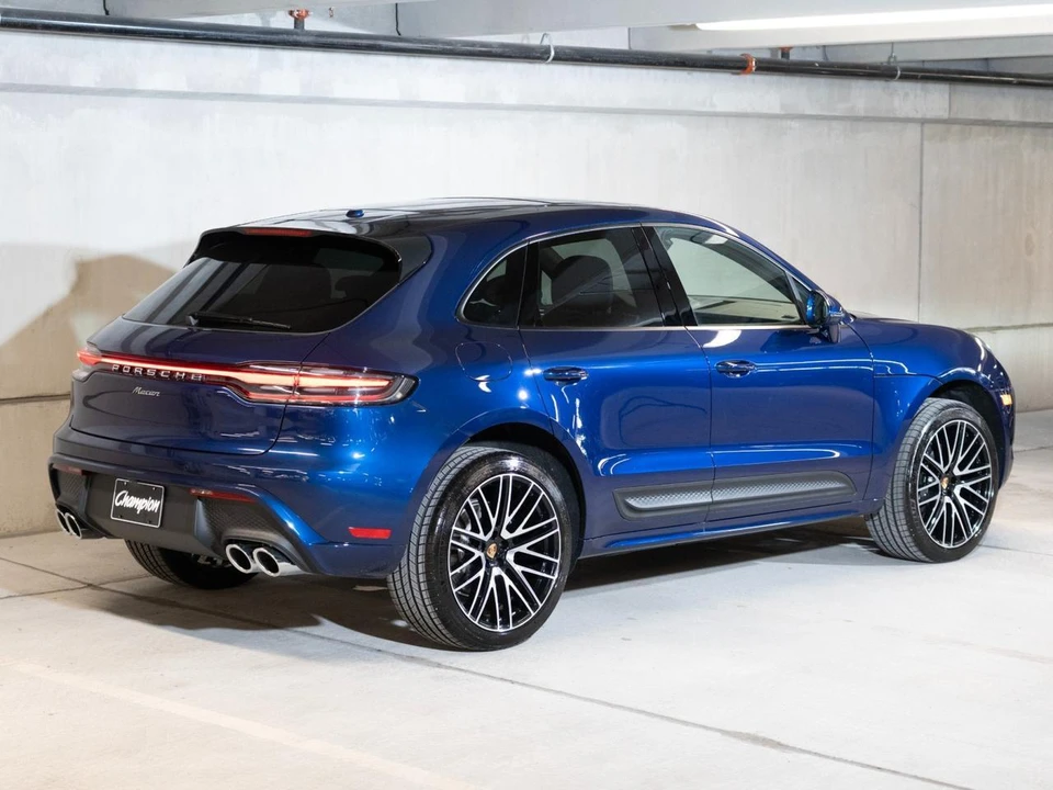 2026 Porsche Macan Electric - Image 9 of 28