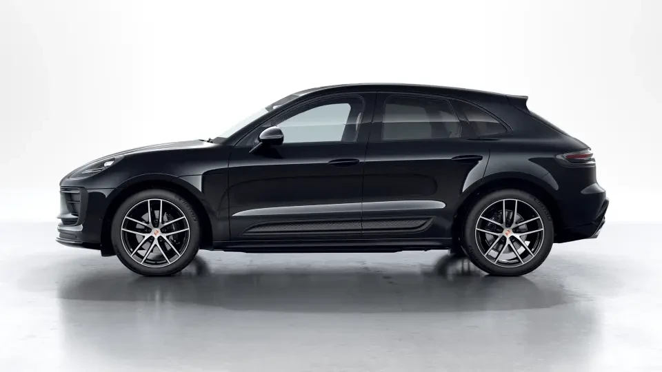2026 Porsche Macan - Image 15 of 31
