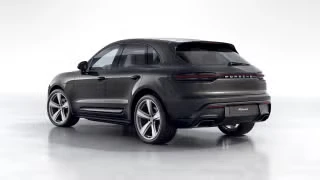 2026 Porsche Macan - Image 17 of 31