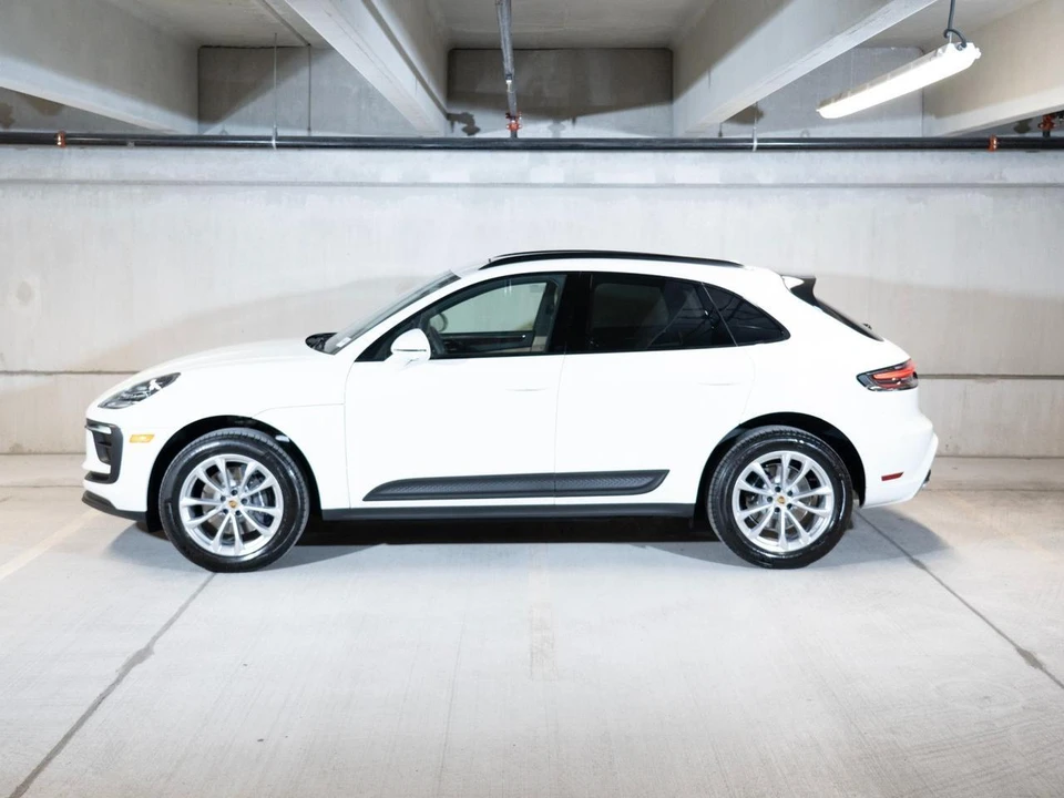 2026 Porsche Macan Electric - Image 2 of 28