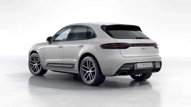 2026 Porsche Macan - Image 22 of 30