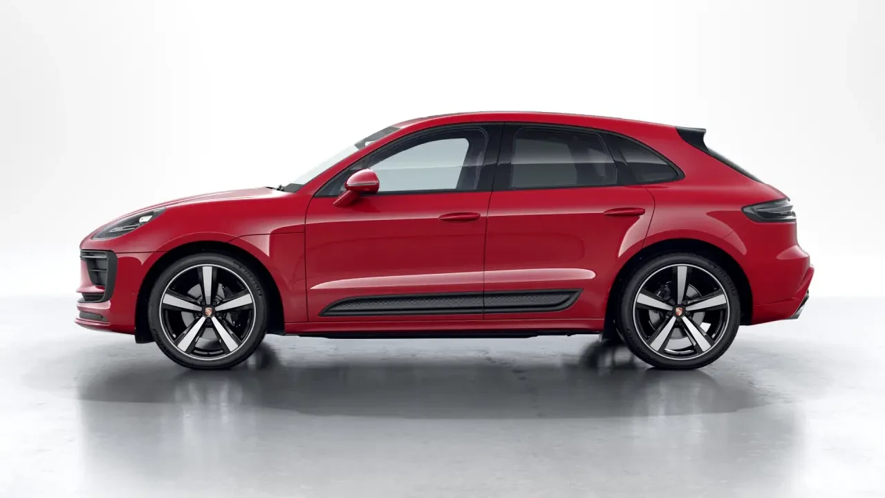 2026 Porsche Macan - Image 16 of 30