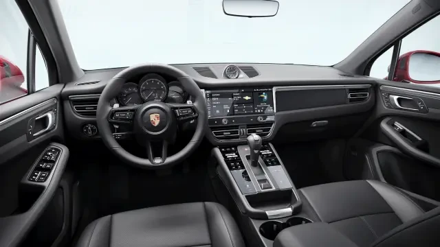 2026 Porsche Macan - Image 30 of 30