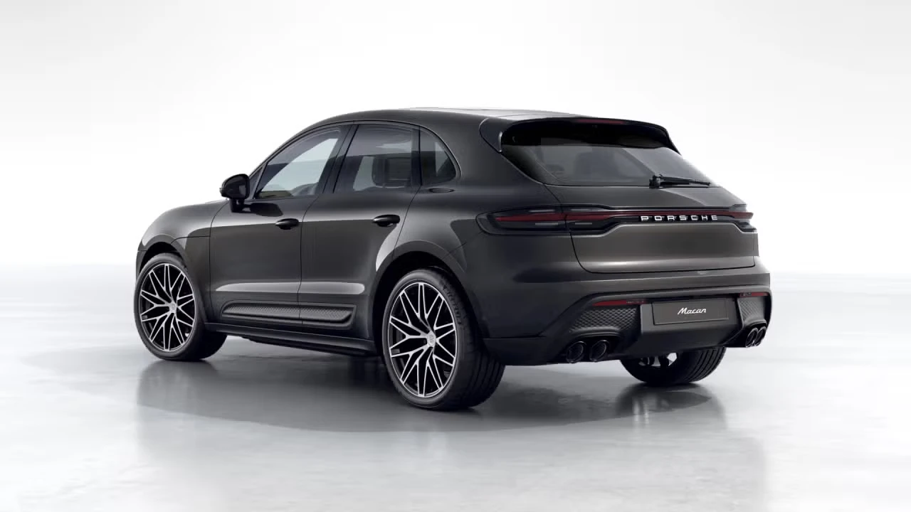 2026 Porsche Macan - Image 20 of 30