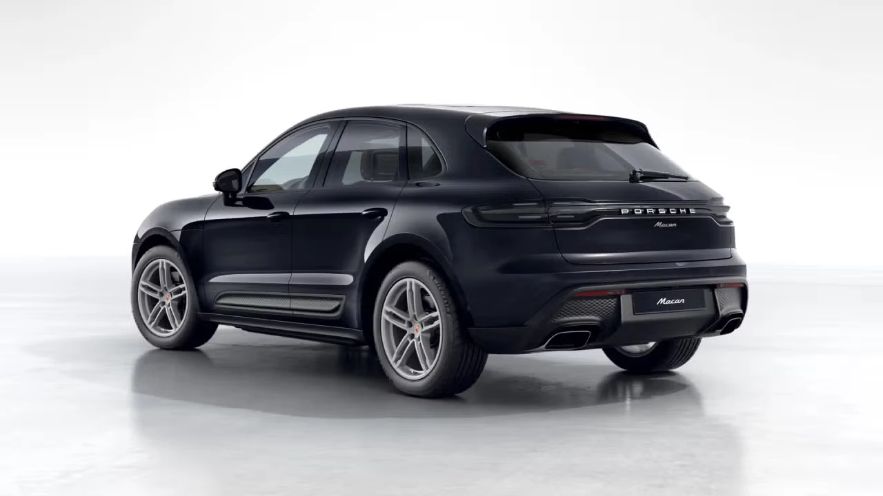 2026 Porsche Macan - Image 20 of 30