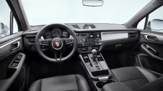 2026 Porsche Macan - Image 25 of 30