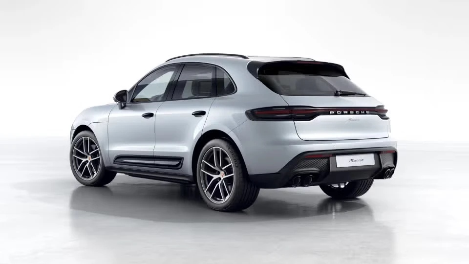 2026 Porsche Macan - Image 19 of 30