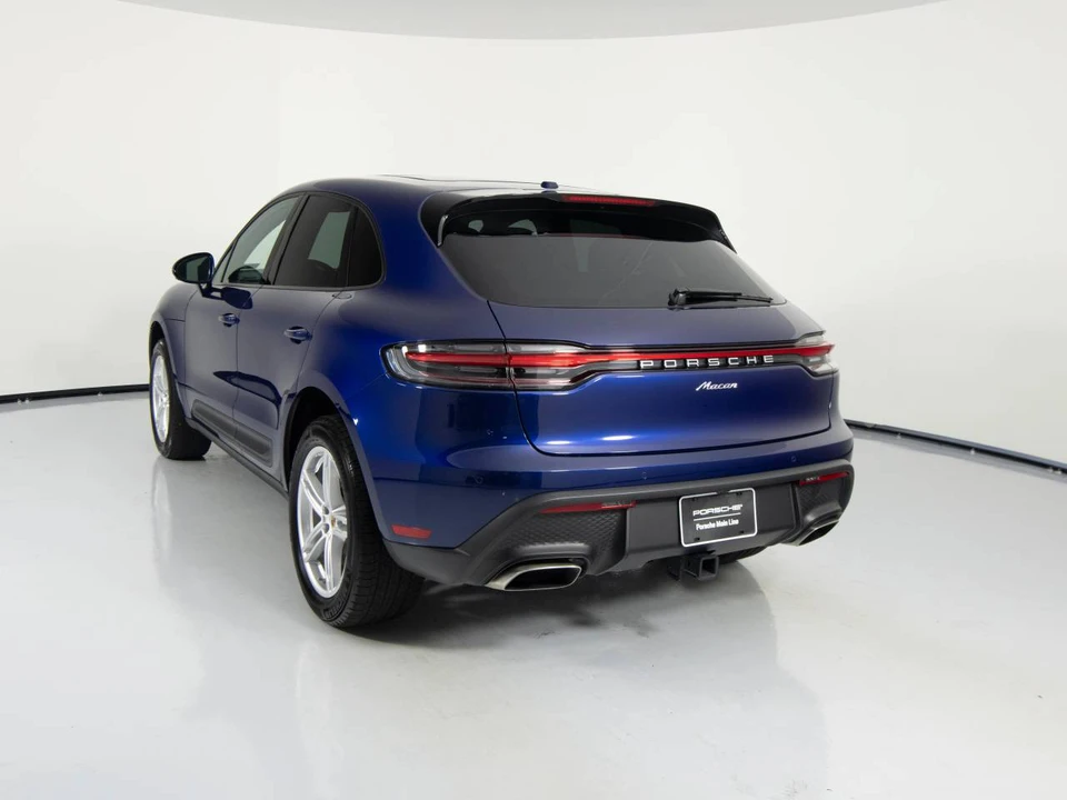 2026 Porsche Macan Electric - Image 3 of 5