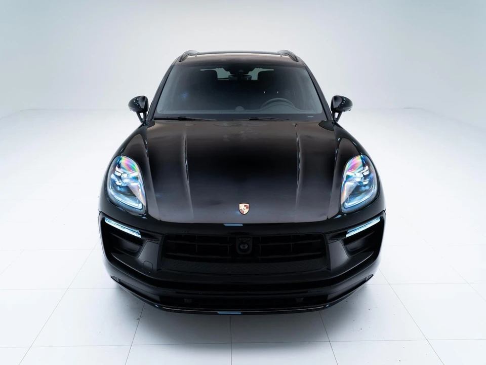 2026 Porsche Macan - Image 7 of 31