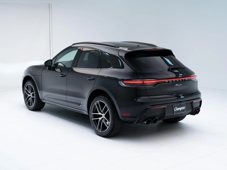 2026 Porsche Macan - Image 4 of 31