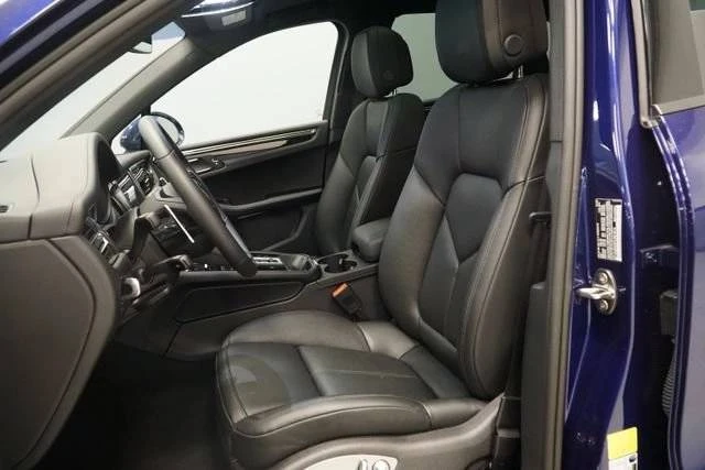 2026 Porsche Macan Electric - Image 5 of 5