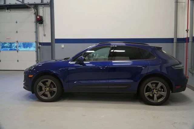 2026 Porsche Macan Electric - Image 2 of 5