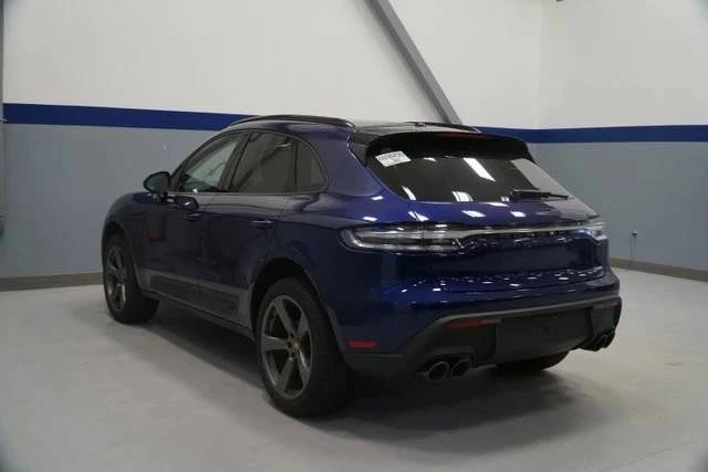 2026 Porsche Macan Electric - Image 3 of 5