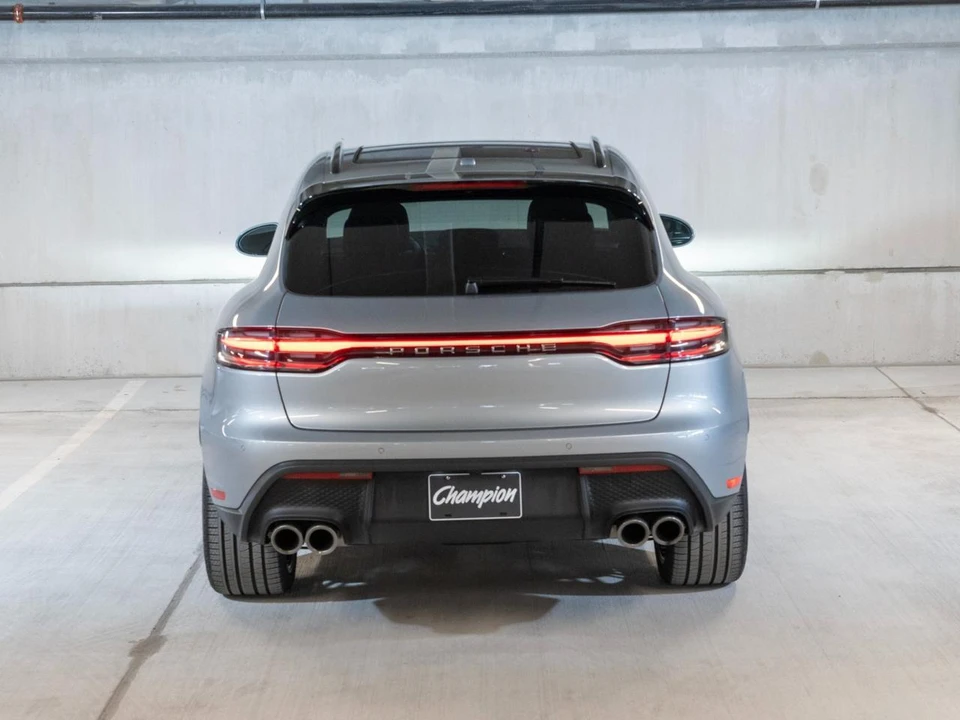 2026 Porsche Macan - Image 11 of 31
