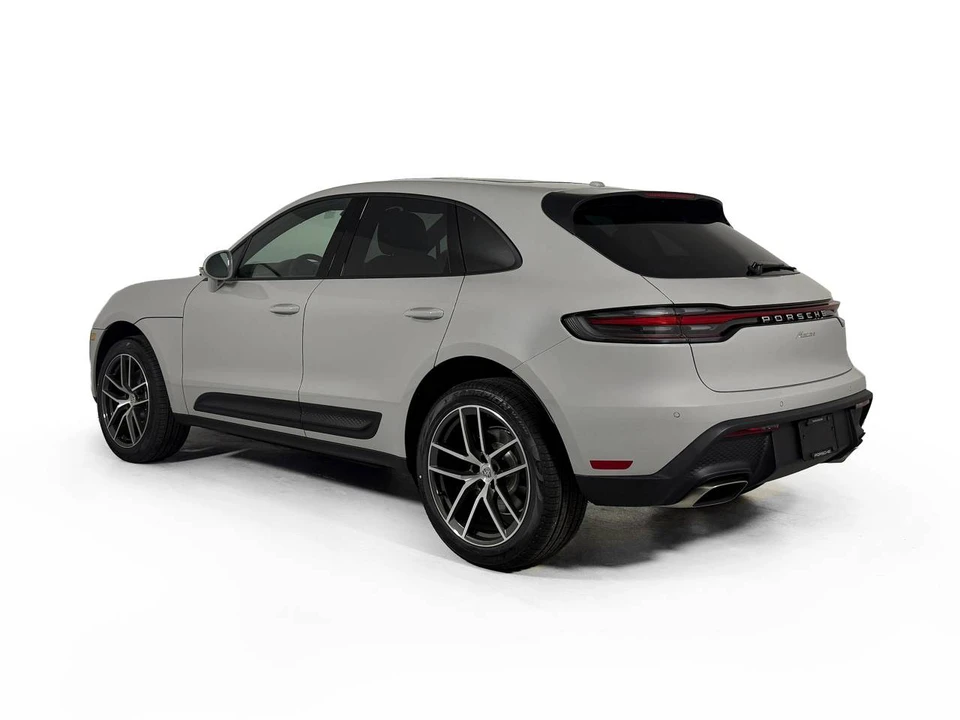 2026 Porsche Macan Electric - Image 3 of 5