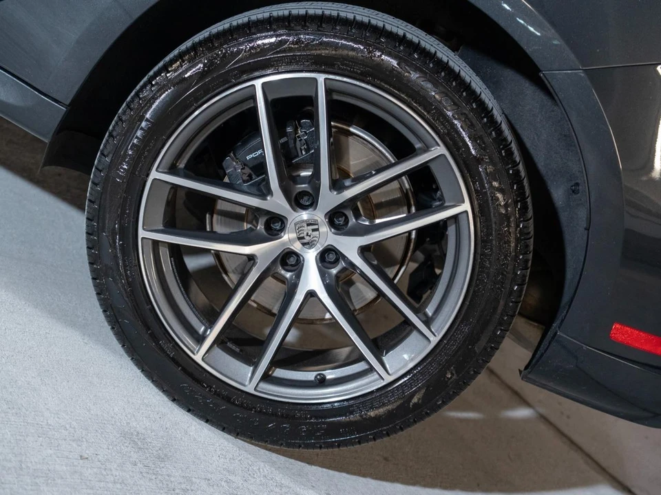 2026 Porsche Macan Electric - Image 12 of 30