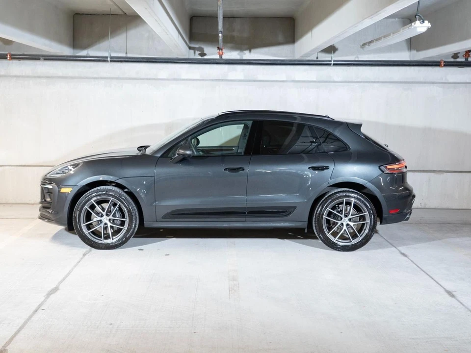2026 Porsche Macan Electric - Image 3 of 30