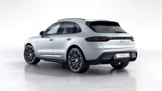 2026 Porsche Macan - Image 17 of 31