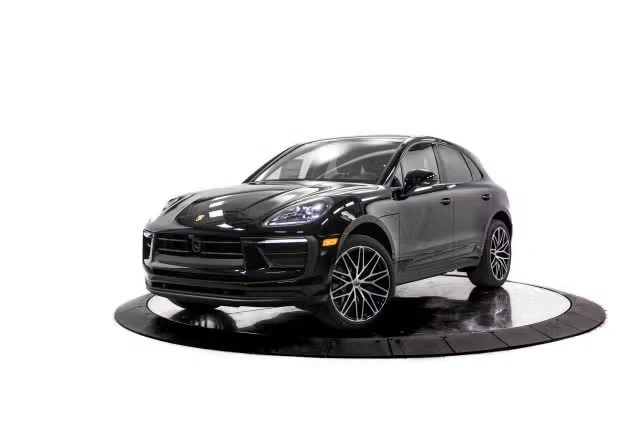 2026 Porsche Macan - Image 2 of 31