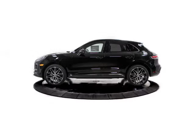 2026 Porsche Macan - Image 10 of 31