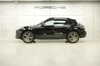 2026 Porsche Macan - Image 13 of 31
