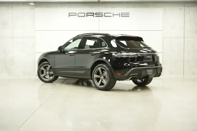 2026 Porsche Macan - Image 22 of 31
