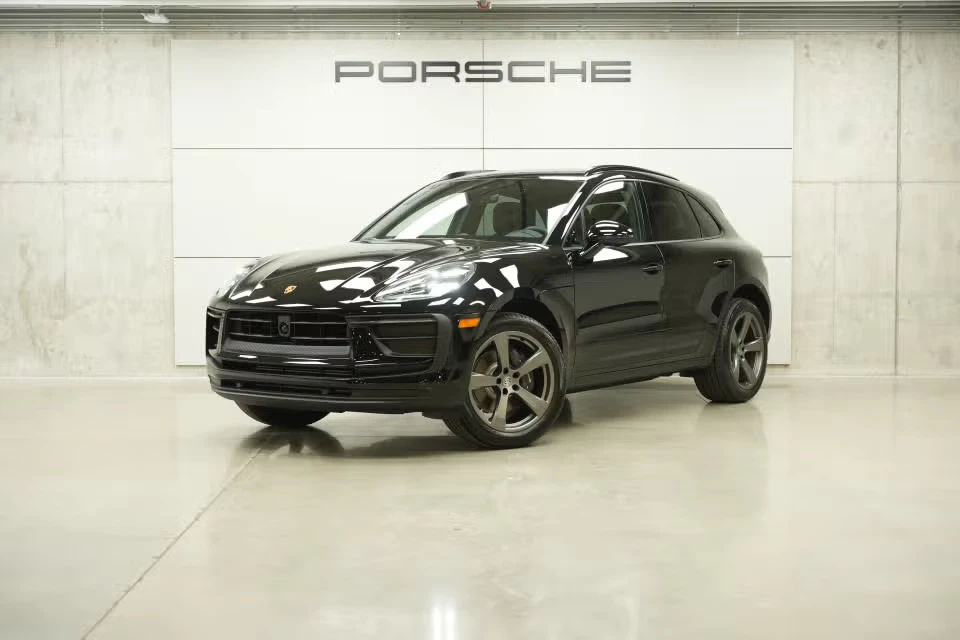 2026 Porsche Macan - Image 3 of 31