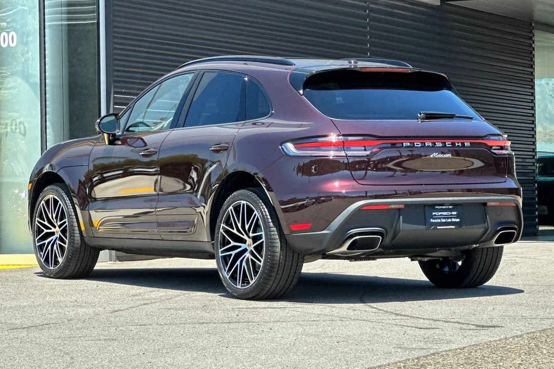 2026 Porsche Macan Electric - Image 3 of 31