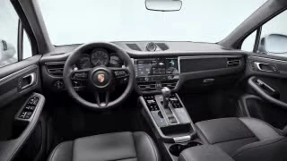 2026 Porsche Macan - Image 25 of 30