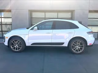 2026 Porsche Macan Electric - Image 9 of 31