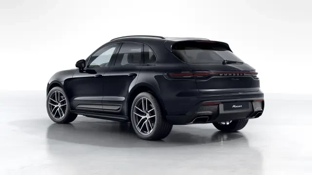 2026 Porsche Macan - Image 22 of 31