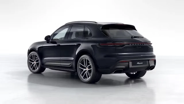 2026 Porsche Macan - Image 18 of 31