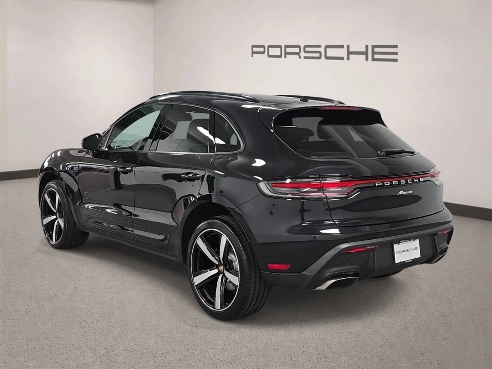 2026 Porsche Macan Electric - Image 3 of 4