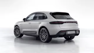 2026 Porsche Macan - Image 17 of 31