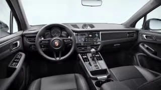 2026 Porsche Macan - Image 25 of 31