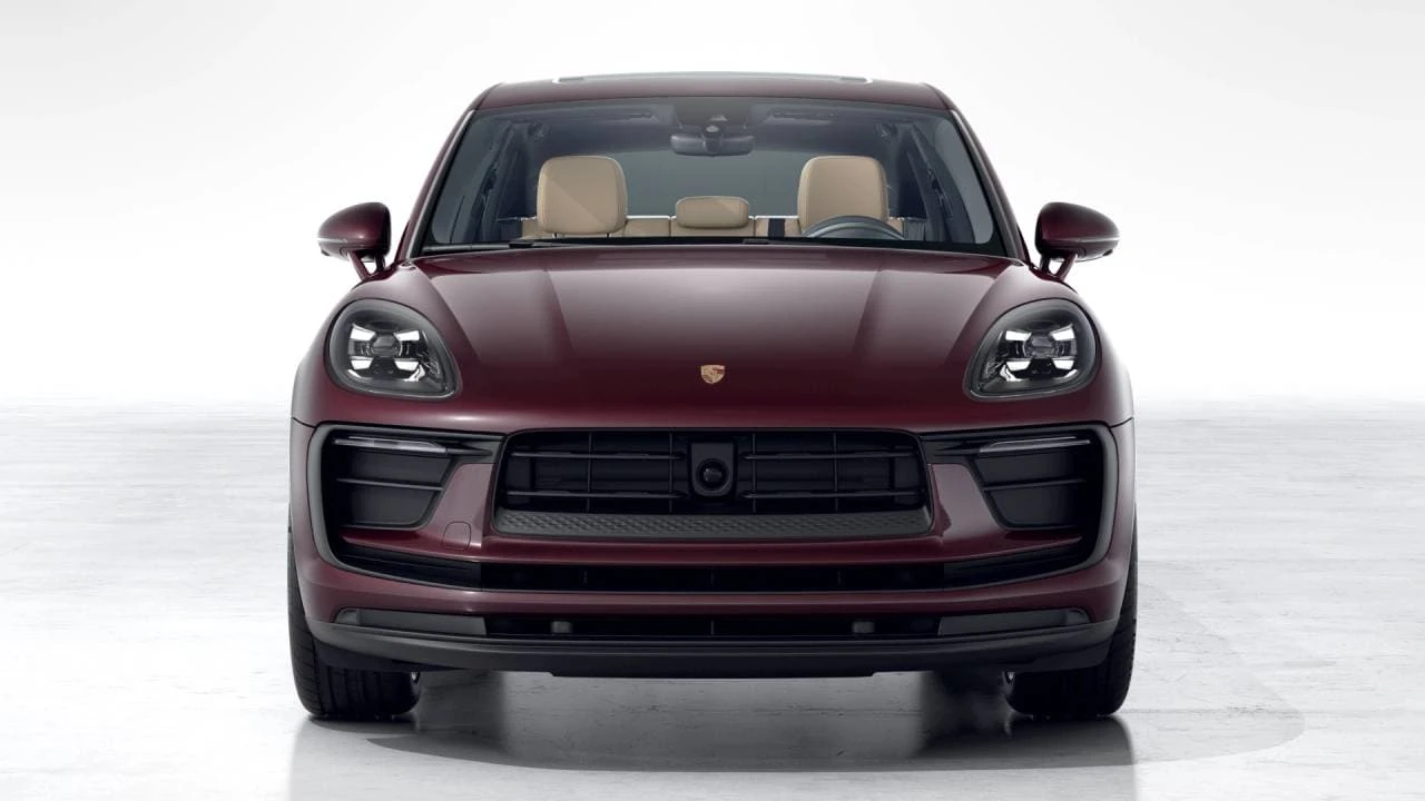 2026 Porsche Macan - Image 8 of 10