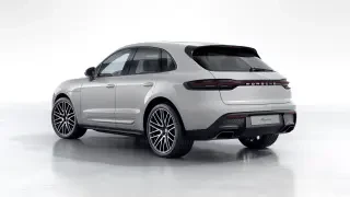 2026 Porsche Macan - Image 21 of 31