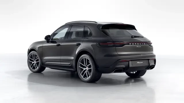 2026 Porsche Macan - Image 22 of 31