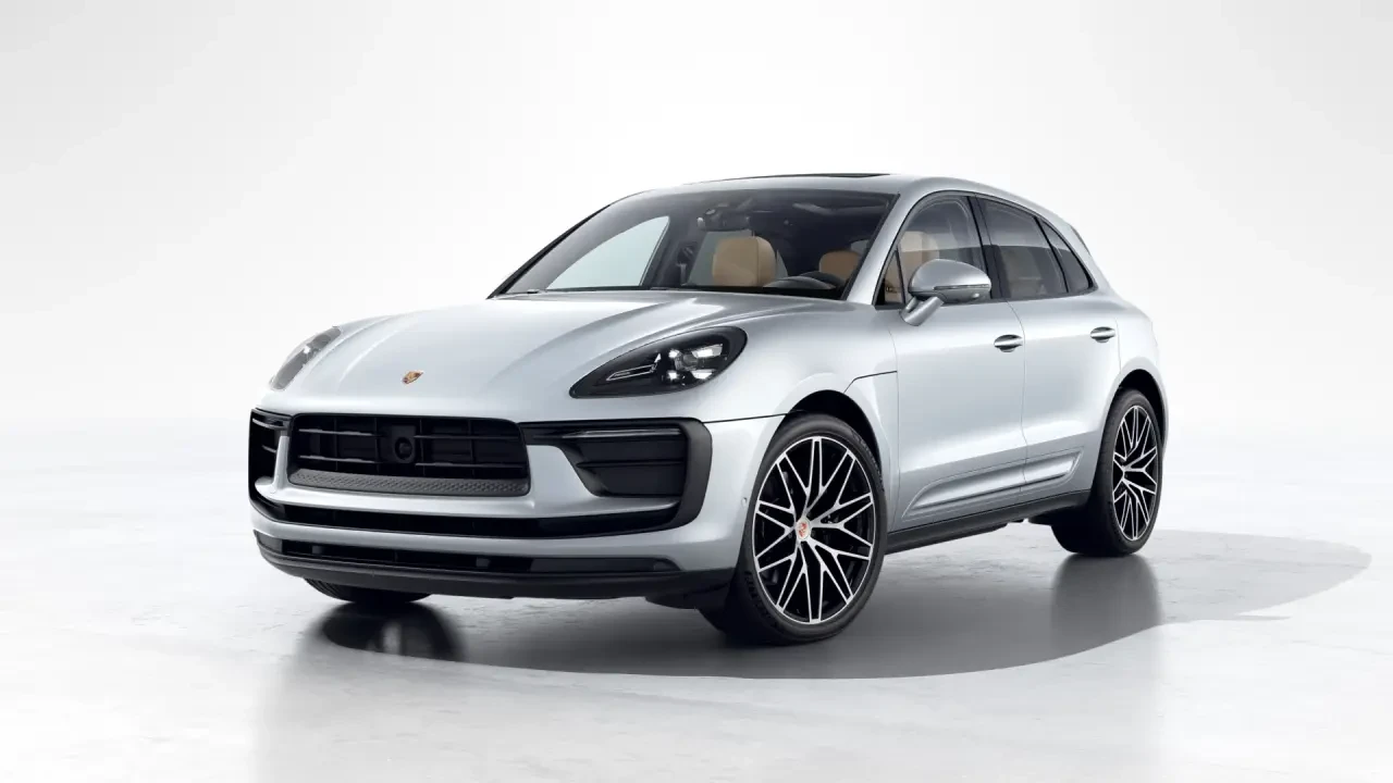 2026 Porsche Macan - Image 8 of 31